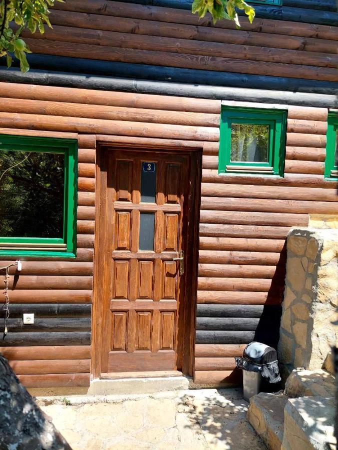 The Bungalows Сараєво Екстер'єр фото