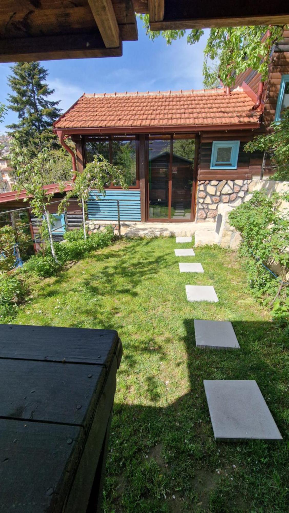The Bungalows Сараєво Екстер'єр фото